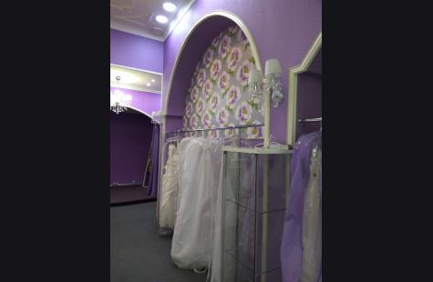 Фото косметического ремонта магазина Олеси Малинской